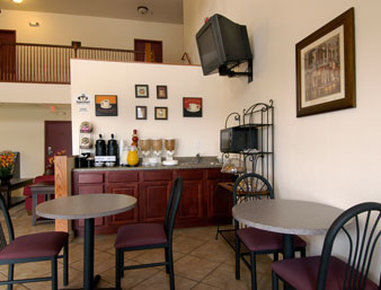 Super 8 By Wyndham St. Louis Airport Ξενοδοχείο Woodson Terrace Εξωτερικό φωτογραφία